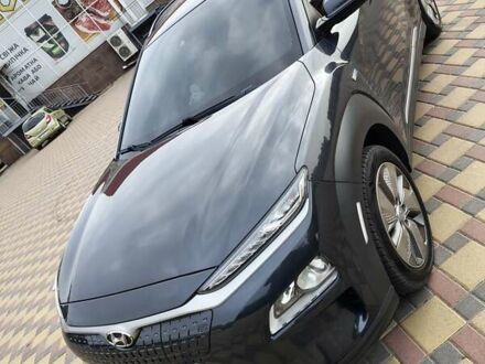 Серый Хендай Kona, объемом двигателя 0 л и пробегом 141 тыс. км за 17200 $, фото 1 на Automoto.ua