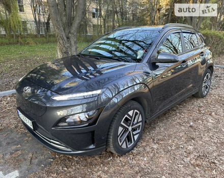 Сірий Хендай Kona, об'ємом двигуна 0 л та пробігом 44 тис. км за 24200 $, фото 1 на Automoto.ua