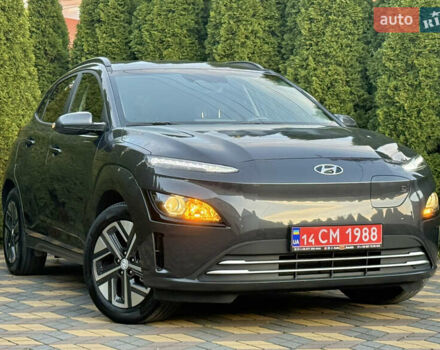 Хендай Kona 2021 у Самборе на Automoto.ua Сірий Хендай Kona, об'ємом двигуна 0 л та пробігом 19 тис. км за 18200 $, фото 1 на Automoto.ua
