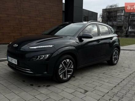 Хендай Kona 2021 в Мукачеве на Automoto.ua Серый Хендай Kona, объемом двигателя 0 л и пробегом 43 тыс. км за 18650 $, фото 1 на Automoto.ua