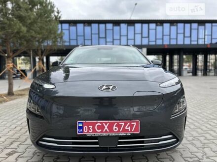 Сірий Хендай Kona, об'ємом двигуна 0 л та пробігом 18 тис. км за 25500 $, фото 1 на Automoto.ua