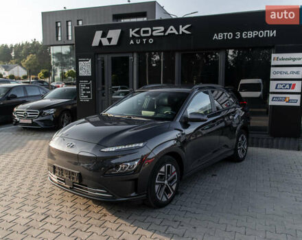 Серый Хендай Kona, объемом двигателя 0 л и пробегом 63 тыс. км за 22400 $, фото 1 на Automoto.ua
