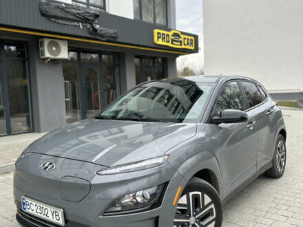 Сірий Хендай Kona, об'ємом двигуна 0 л та пробігом 95 тис. км за 18999 $, фото 1 на Automoto.ua