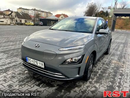 Хендай Kona 2022 в Тернополе на Automoto.ua Серый Хендай Kona, объемом двигателя 0 л и пробегом 15 тыс. км за 21900 $, фото 1 на Automoto.ua