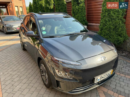 Сірий Хендай Kona, об'ємом двигуна 0 л та пробігом 42 тис. км за 23500 $, фото 1 на Automoto.ua
