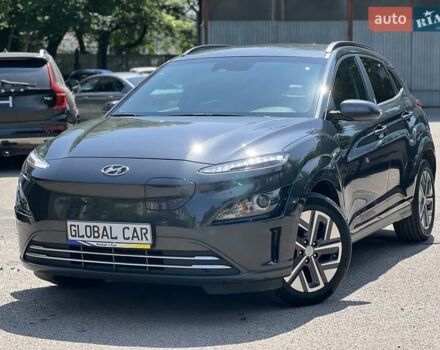 Серый Хендай Kona, объемом двигателя 0 л и пробегом 86 тыс. км за 16650 $, фото 1 на Automoto.ua