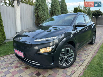 Серый Хендай Kona, объемом двигателя 0 л и пробегом 65 тыс. км за 16000 $, фото 1 на Automoto.ua