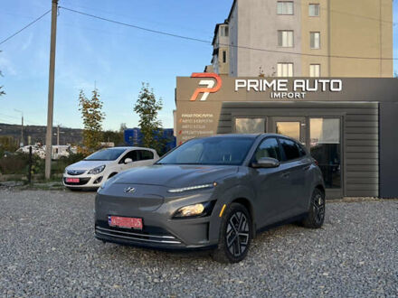 Серый Хендай Kona, объемом двигателя 0 л и пробегом 34 тыс. км за 20999 $, фото 1 на Automoto.ua