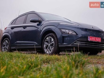 Серый Хендай Kona, объемом двигателя 0 л и пробегом 47 тыс. км за 17950 $, фото 1 на Automoto.ua