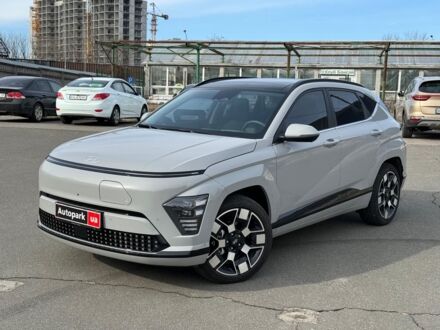 Серый Хендай Kona, объемом двигателя 0 л и пробегом 4 тыс. км за 36990 $, фото 1 на Automoto.ua