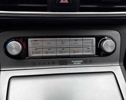 Синий Хендай Kona, объемом двигателя 0 л и пробегом 117 тыс. км за 17490 $, фото 10 на Automoto.ua