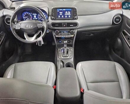 Синій Хендай Kona, об'ємом двигуна 1.59 л та пробігом 137 тис. км за 2600 $, фото 7 на Automoto.ua