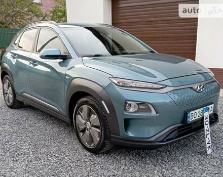 Синий Хендай Kona, объемом двигателя 0 л и пробегом 56 тыс. км за 17650 $, фото 1 на Automoto.ua