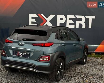 Синий Хендай Kona, объемом двигателя 0 л и пробегом 117 тыс. км за 17490 $, фото 4 на Automoto.ua