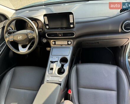 Синий Хендай Kona, объемом двигателя 0 л и пробегом 89 тыс. км за 16999 $, фото 38 на Automoto.ua