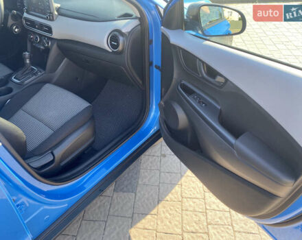 Синий Хендай Kona, объемом двигателя 2 л и пробегом 48 тыс. км за 15350 $, фото 28 на Automoto.ua