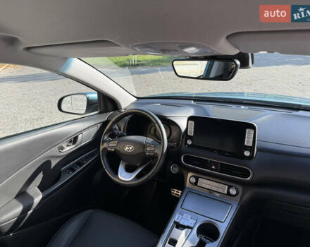 Синий Хендай Kona, объемом двигателя 0 л и пробегом 89 тыс. км за 16999 $, фото 39 на Automoto.ua