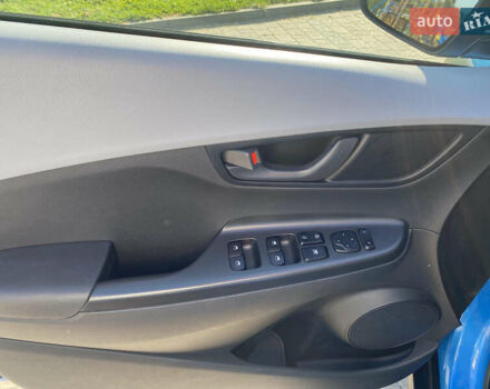 Синій Хендай Kona, об'ємом двигуна 2 л та пробігом 48 тис. км за 14800 $, фото 24 на Automoto.ua