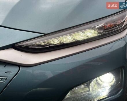 Синий Хендай Kona, объемом двигателя 0 л и пробегом 117 тыс. км за 17490 $, фото 23 на Automoto.ua