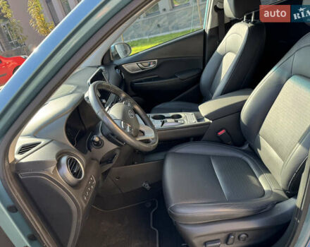 Синий Хендай Kona, объемом двигателя 0 л и пробегом 89 тыс. км за 16999 $, фото 14 на Automoto.ua