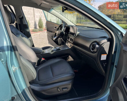 Синий Хендай Kona, объемом двигателя 0 л и пробегом 89 тыс. км за 16999 $, фото 22 на Automoto.ua