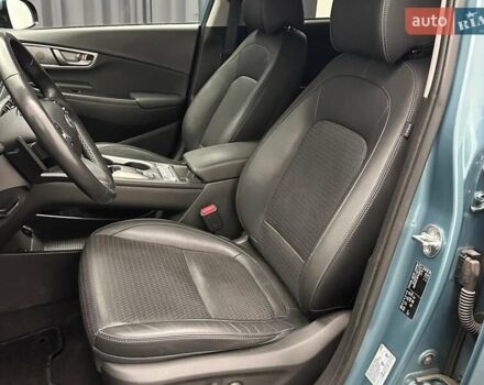 Синий Хендай Kona, объемом двигателя 0 л и пробегом 98 тыс. км за 18219 $, фото 10 на Automoto.ua