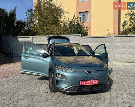 Синий Хендай Kona, объемом двигателя 0 л и пробегом 89 тыс. км за 16999 $, фото 25 на Automoto.ua