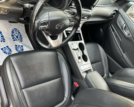 Синий Хендай Kona, объемом двигателя 0 л и пробегом 79 тыс. км за 17500 $, фото 4 на Automoto.ua