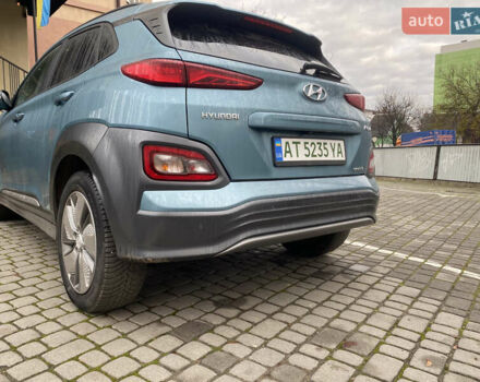 Синий Хендай Kona, объемом двигателя 0 л и пробегом 214 тыс. км за 15990 $, фото 3 на Automoto.ua