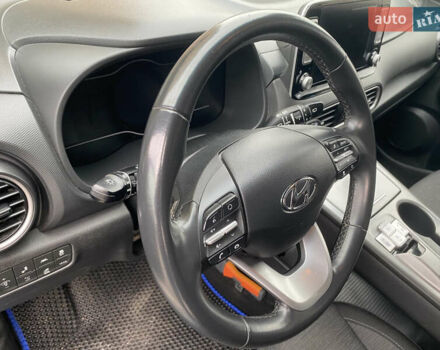 Синий Хендай Kona, объемом двигателя 0 л и пробегом 214 тыс. км за 15990 $, фото 10 на Automoto.ua