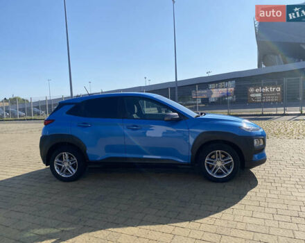 Синий Хендай Kona, объемом двигателя 2 л и пробегом 48 тыс. км за 15350 $, фото 7 на Automoto.ua