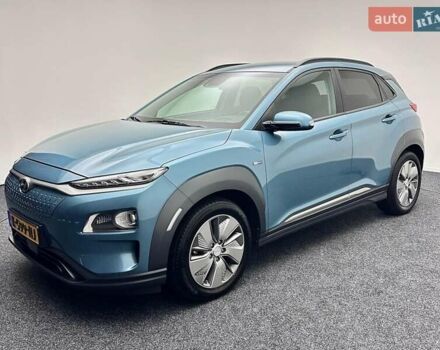 Синий Хендай Kona, объемом двигателя 0 л и пробегом 98 тыс. км за 18219 $, фото 1 на Automoto.ua