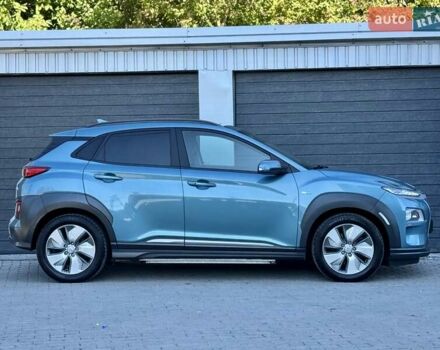Синий Хендай Kona, объемом двигателя 0 л и пробегом 85 тыс. км за 17900 $, фото 21 на Automoto.ua