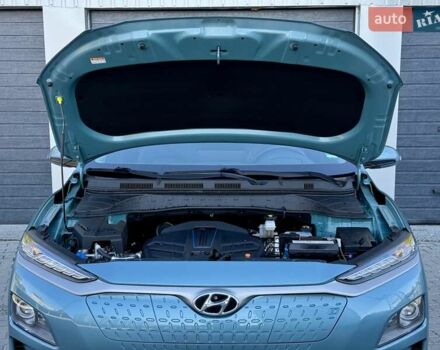 Синий Хендай Kona, объемом двигателя 0 л и пробегом 85 тыс. км за 17900 $, фото 33 на Automoto.ua