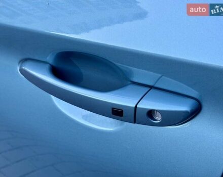 Синий Хендай Kona, объемом двигателя 0 л и пробегом 85 тыс. км за 17900 $, фото 37 на Automoto.ua