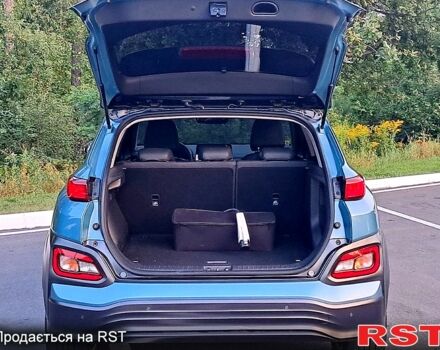 Синій Хендай Kona, об'ємом двигуна 0 л та пробігом 39 тис. км за 19700 $, фото 8 на Automoto.ua