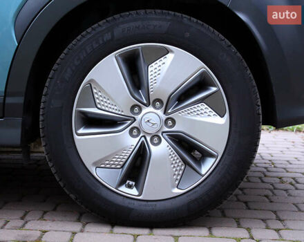 Синий Хендай Kona, объемом двигателя 0 л и пробегом 51 тыс. км за 19300 $, фото 64 на Automoto.ua