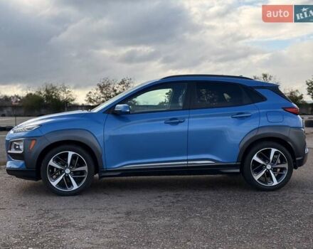 Синий Хендай Kona, объемом двигателя 1.6 л и пробегом 53 тыс. км за 15500 $, фото 3 на Automoto.ua