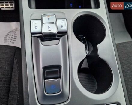 Синий Хендай Kona, объемом двигателя 0 л и пробегом 24 тыс. км за 17800 $, фото 38 на Automoto.ua