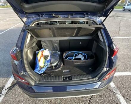 Синий Хендай Kona, объемом двигателя 0 л и пробегом 114 тыс. км за 17950 $, фото 11 на Automoto.ua