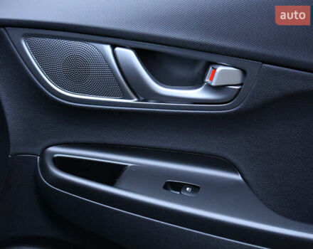 Синий Хендай Kona, объемом двигателя 0 л и пробегом 51 тыс. км за 19300 $, фото 34 на Automoto.ua