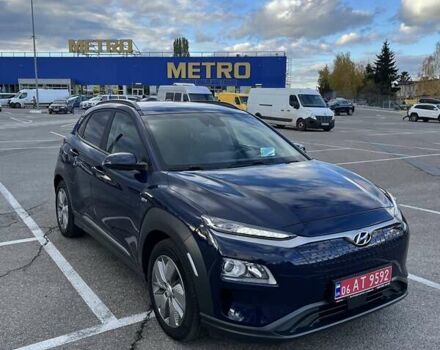 Синий Хендай Kona, объемом двигателя 0 л и пробегом 114 тыс. км за 17950 $, фото 4 на Automoto.ua