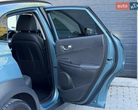 Синий Хендай Kona, объемом двигателя 0 л и пробегом 85 тыс. км за 17900 $, фото 73 на Automoto.ua