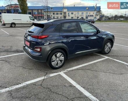 Синий Хендай Kona, объемом двигателя 0 л и пробегом 114 тыс. км за 17950 $, фото 6 на Automoto.ua
