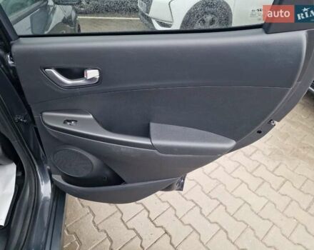 Синий Хендай Kona, объемом двигателя 0 л и пробегом 24 тыс. км за 17800 $, фото 44 на Automoto.ua