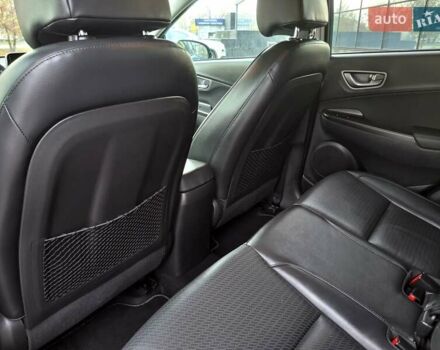 Синий Хендай Kona, объемом двигателя 0 л и пробегом 105 тыс. км за 18600 $, фото 24 на Automoto.ua