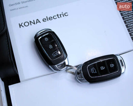 Синий Хендай Kona, объемом двигателя 0 л и пробегом 51 тыс. км за 19300 $, фото 56 на Automoto.ua