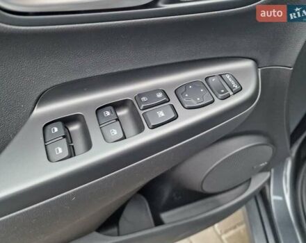 Синий Хендай Kona, объемом двигателя 0 л и пробегом 24 тыс. км за 17800 $, фото 21 на Automoto.ua