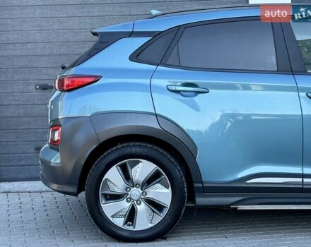 Синий Хендай Kona, объемом двигателя 0 л и пробегом 85 тыс. км за 17900 $, фото 32 на Automoto.ua