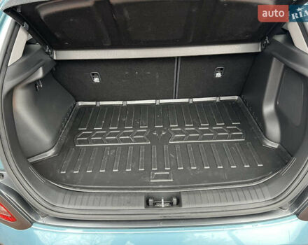 Синій Хендай Kona, об'ємом двигуна 0 л та пробігом 60 тис. км за 19500 $, фото 24 на Automoto.ua